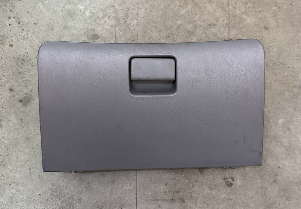 2003-2008 TOYOTA COROLLA DASH GLOVE BOX GLOVEBOX STORAGE COMPARTMENT GRAY OEM